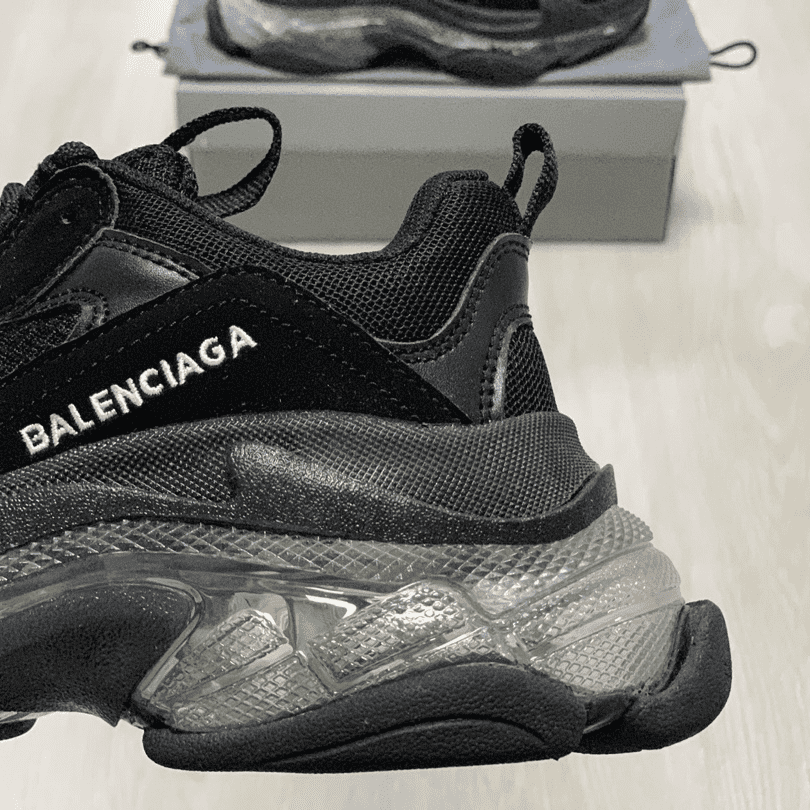 Ba*len*cia*ga triple s clear sole