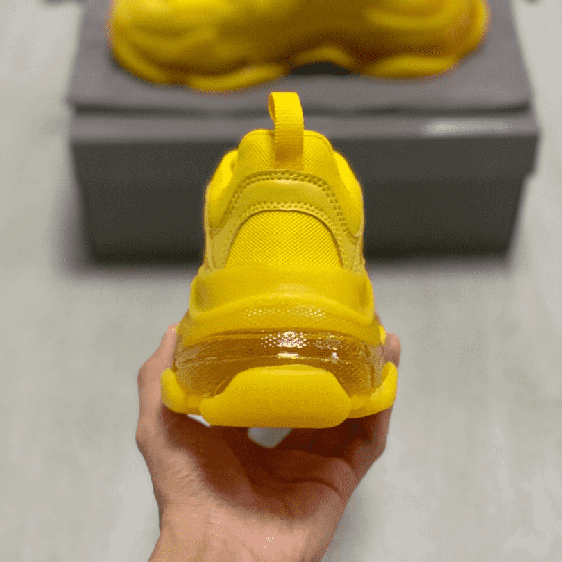 Ba*len*cia*ga triple s clear sole