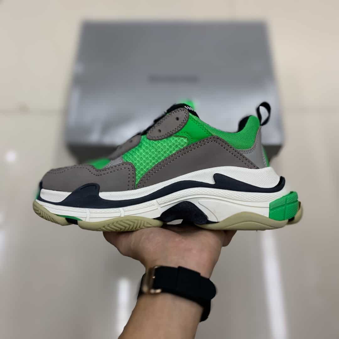 Ba*len*cia*ga triple s trainers - bb23