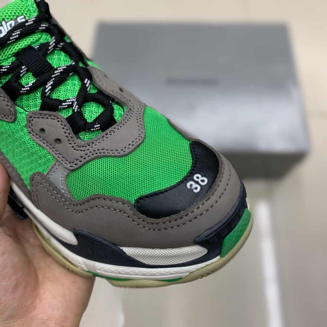 Ba*len*cia*ga triple s trainers - bb23