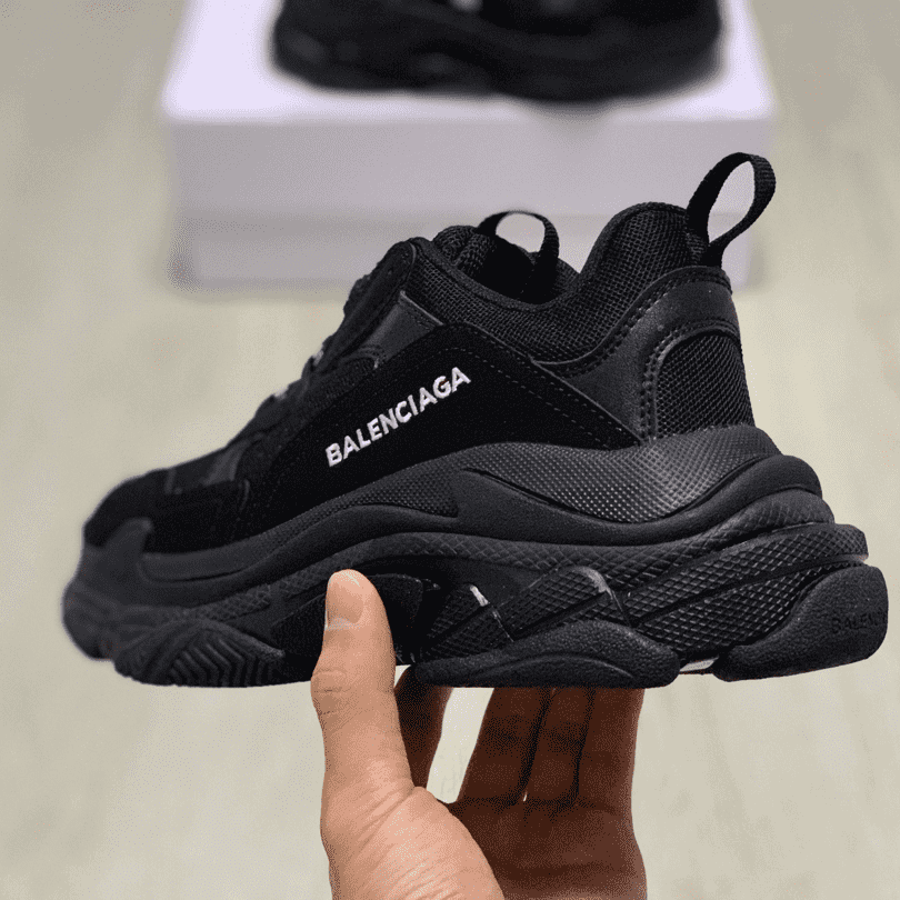 Ba*len*cia*ga triple s trainers - bb26