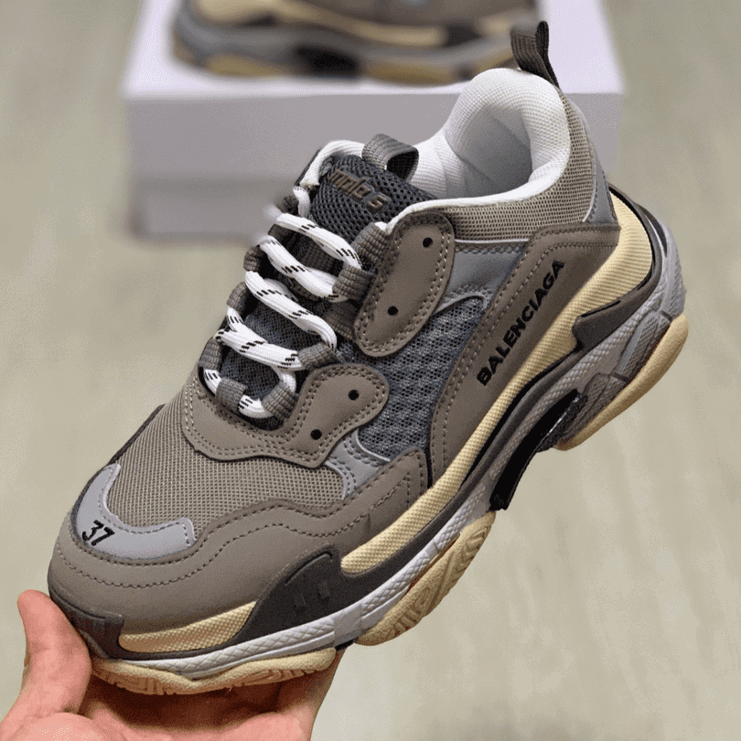 Ba*len*cia*ga triple s trainers - bb27