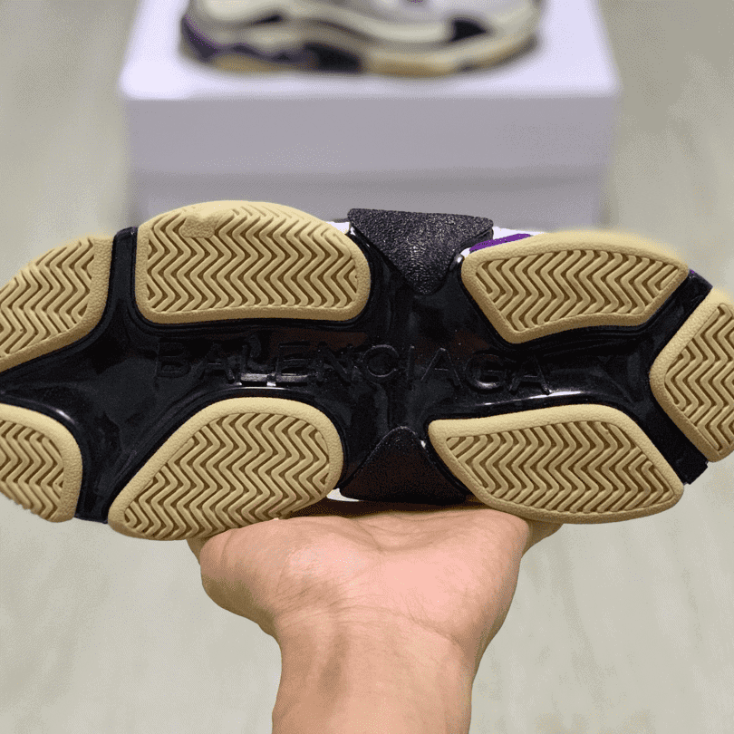 Ba*len*cia*ga triple s trainers - bb30