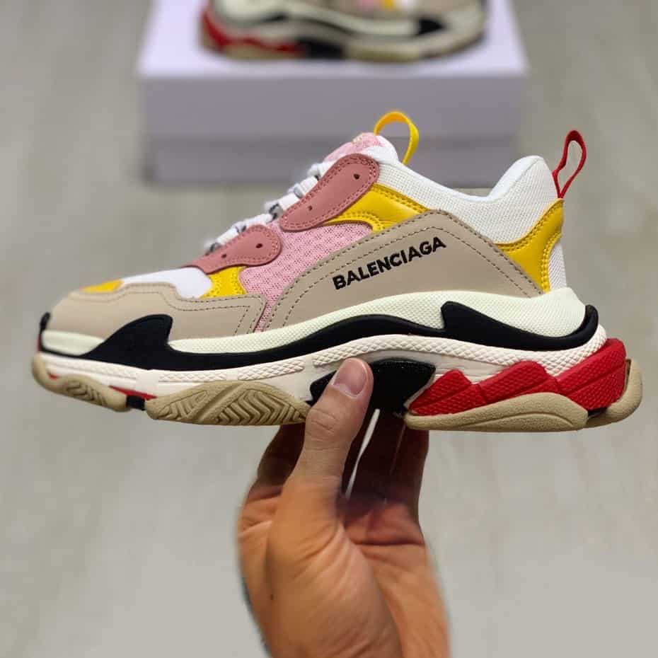 Ba*len*cia*ga triple s trainers