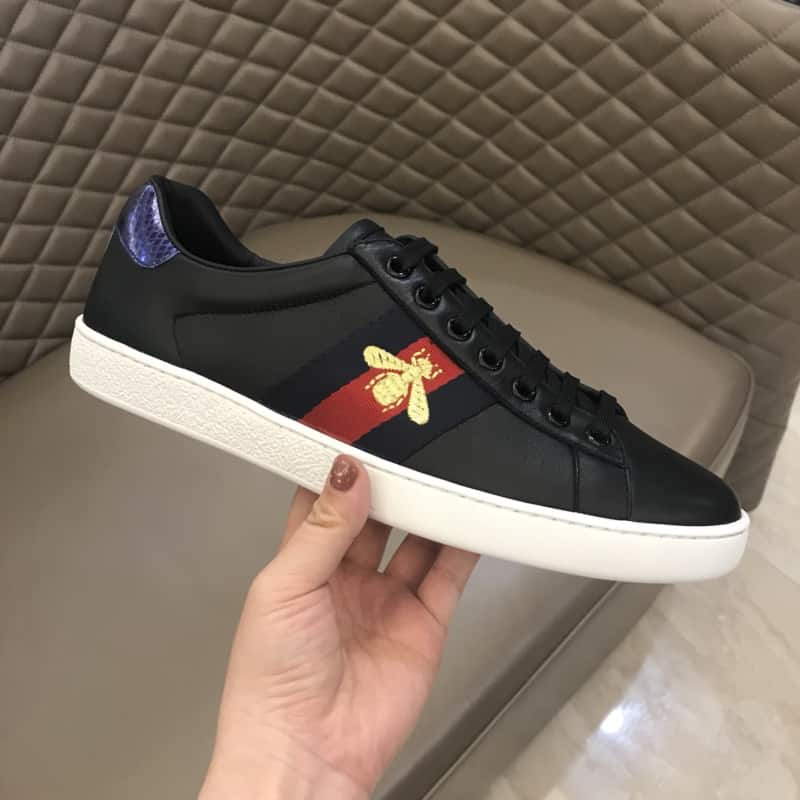 G*u*i ace embroidered bee sneaker - gc37