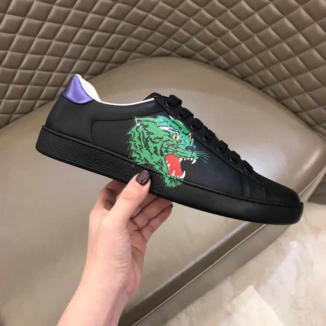 G*u*i ace panther sneaker