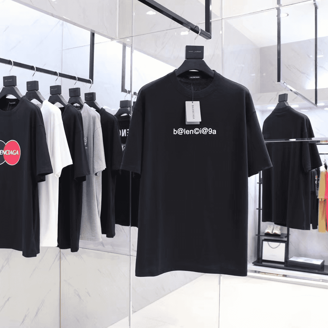 Ba*len*cia*ga symbolic t-shirt