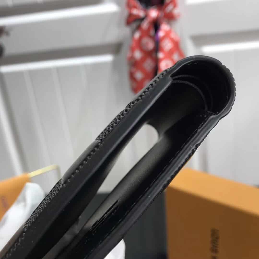 LV MULTIPLE WALLET - M60895YG