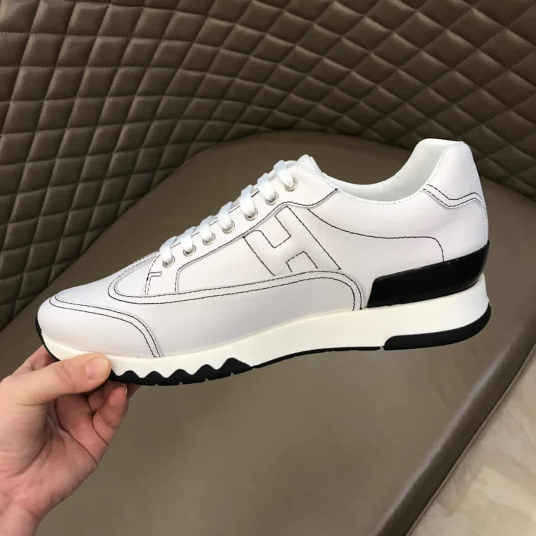 H**mes trail sneaker