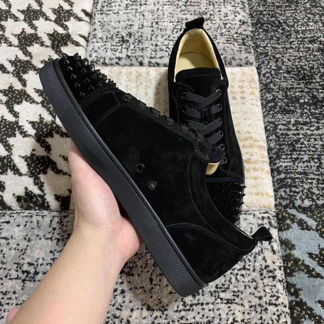 Ch**an louboutin low top sneaker