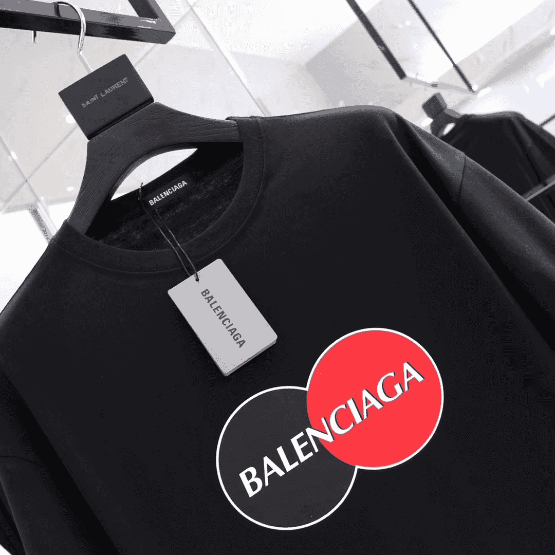 Ba*len*cia*ga uniform large fit t-shirt in black vintage jersey - bb40