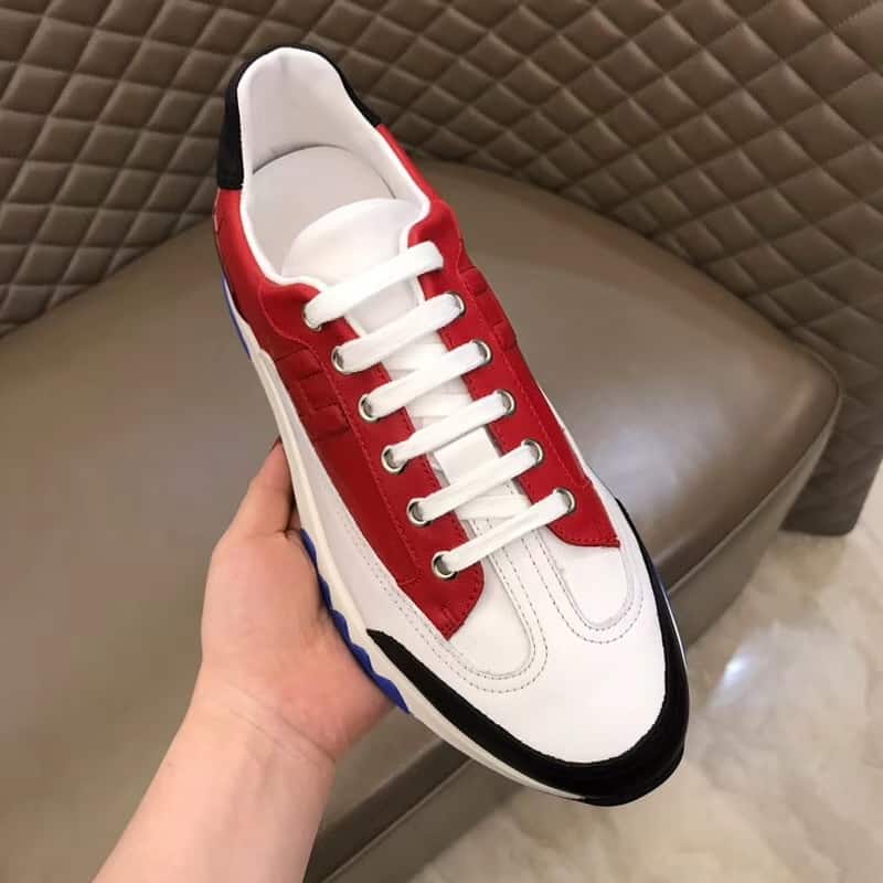 H**mes trail sneaker