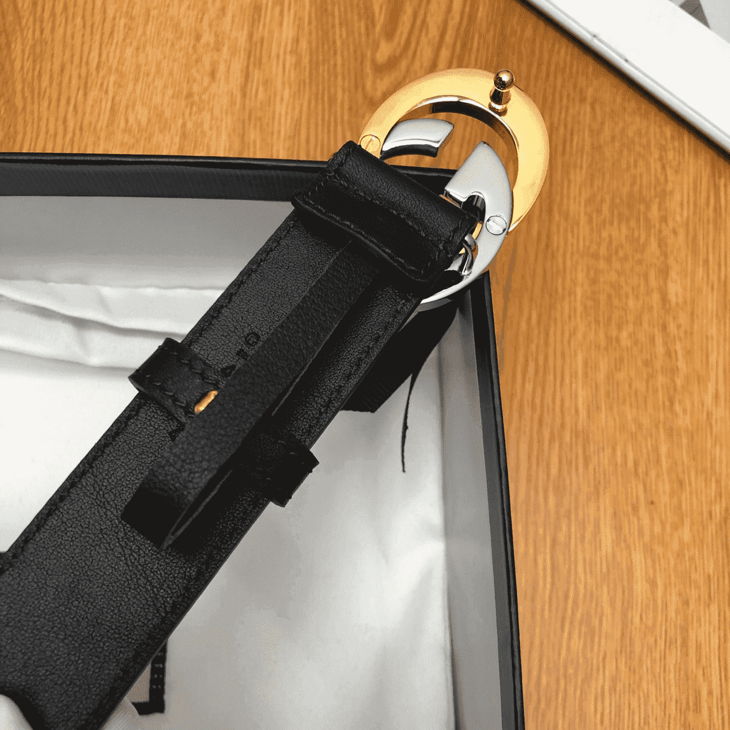 G*u*i gg leather logo belt - b6