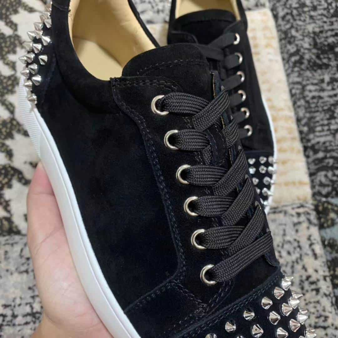 Ch**an louboutin low top sneaker - cl3