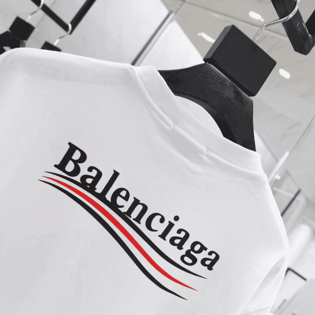Ba*len*cia*ga political campaign small fit t-shirt in white vintage jersey
