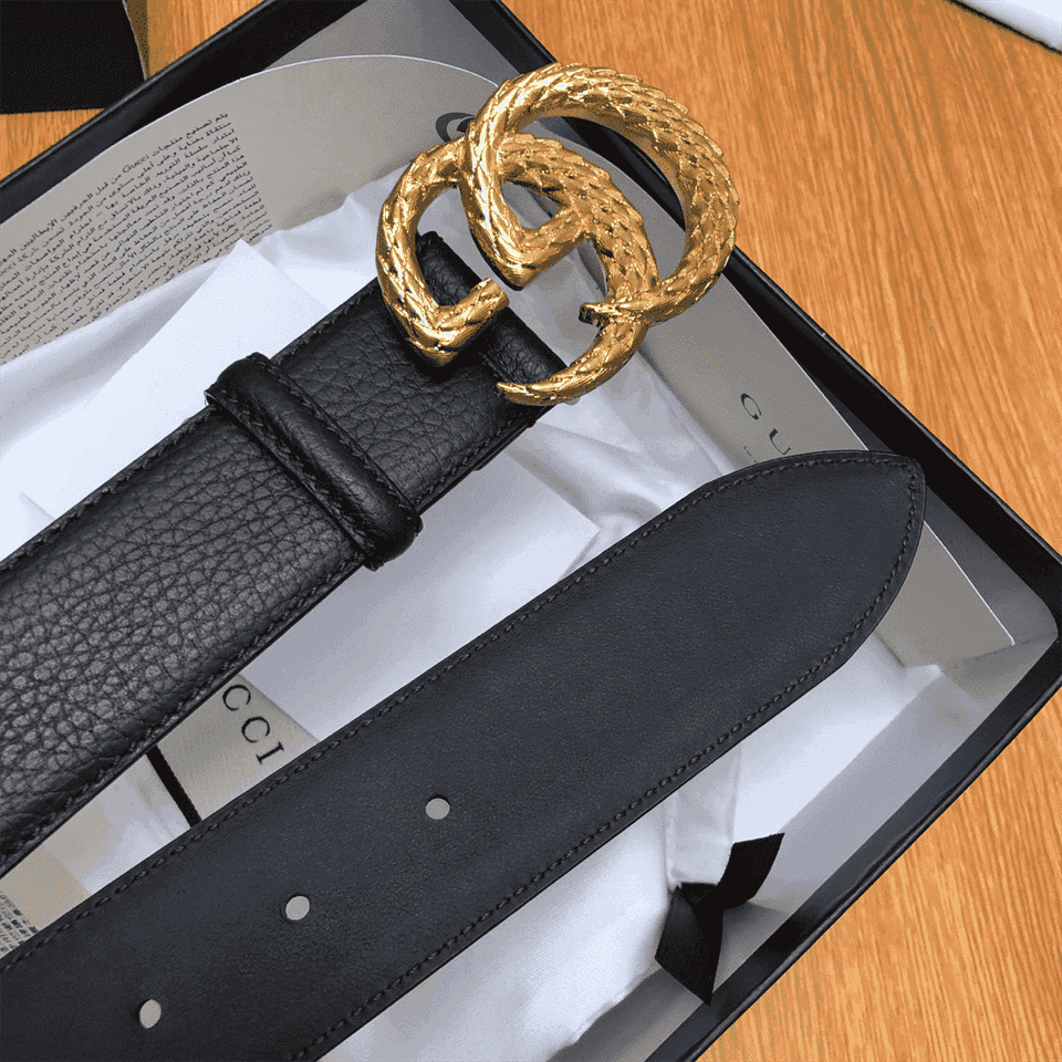 G*u*i leather belt w/ textured double g buckle - b10