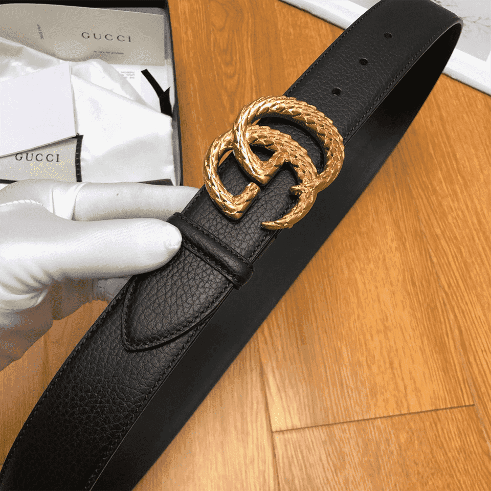 G*u*i leather belt w/ textured double g buckle - b10