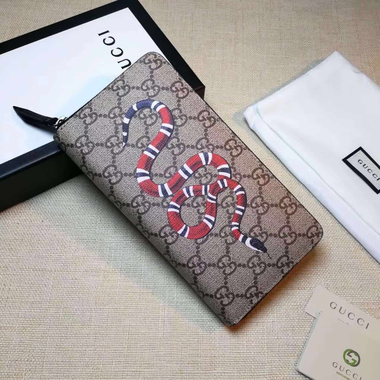 g*u*i wallet kingsnake print gg S*p*e zip gc2