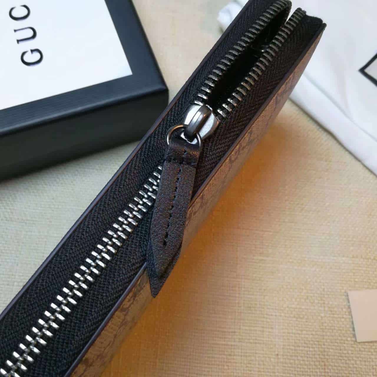 g*u*i bee print gg S*p*e zip around wallet