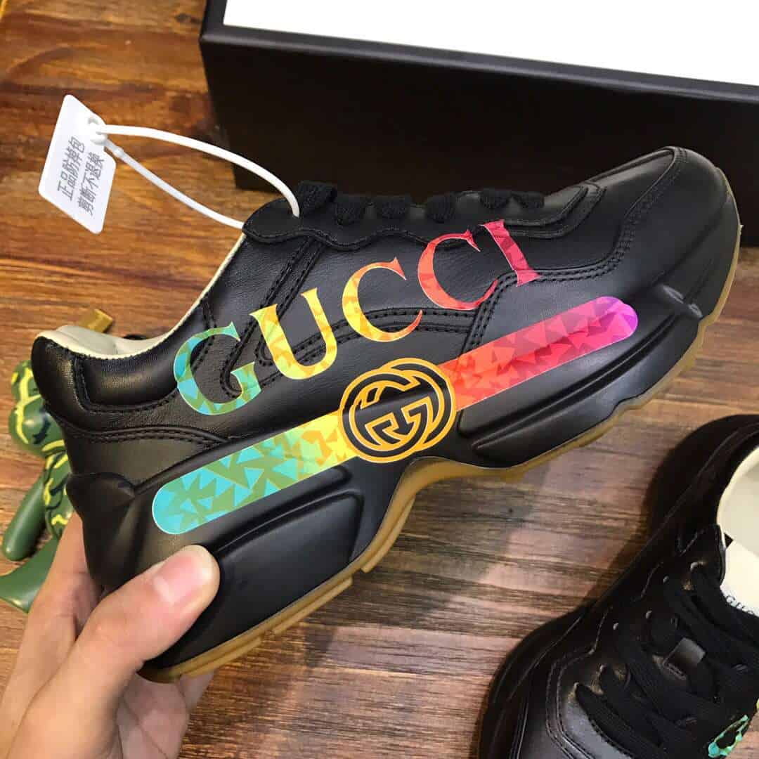 G*u*i rhyton leather sneaker with G*u*i logo