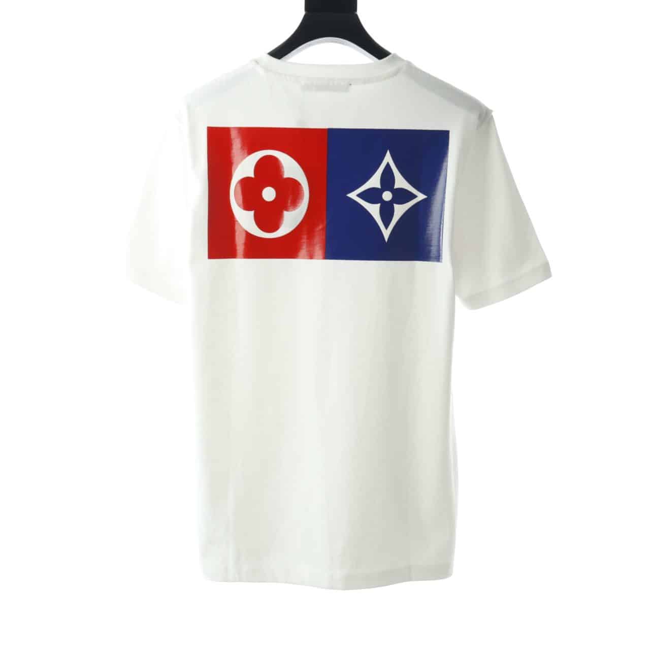 l0*is V*t0n red and blue logo badge