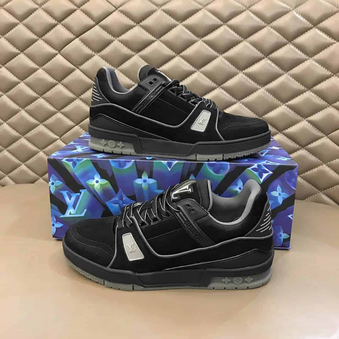 l0*is V*t0n lv 408 trainers in suede & gray flannel - lv222