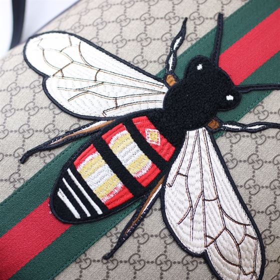 GG BACKPACK WITH BEE - GBC26