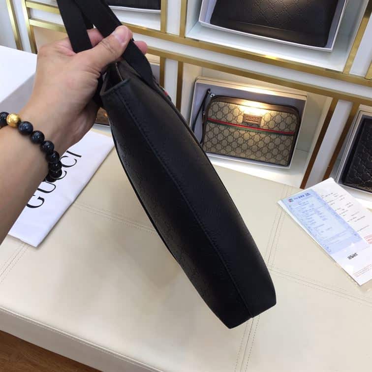 G*u*i men's briefcases bags 001 - gbc33