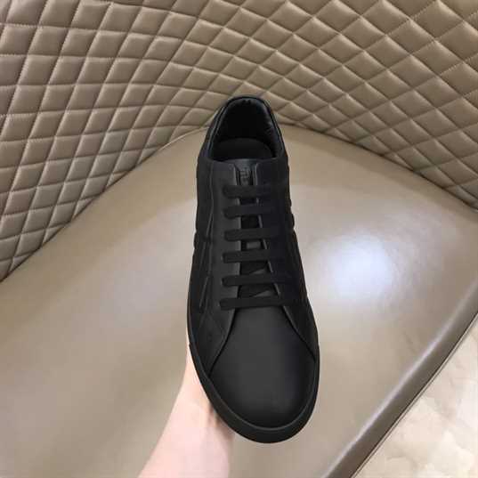 F**di black nappa leather low-top sneakers - fd04