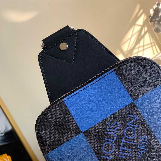 l0*is V*t0n avenue sling bag blue damier graphite giant canvas n40404