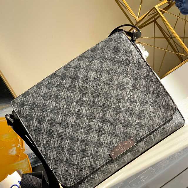 l0*is V*t0n district pm damier graphite canvas n40349