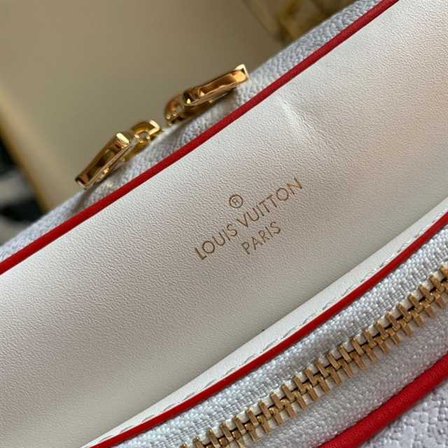 l0*is V*t0n trio messenger bag m69443