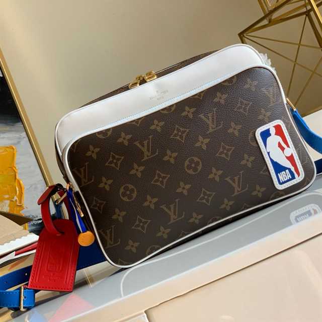 l0*is V*t0n lv x nba nil messenger bag monogram canvas m45584