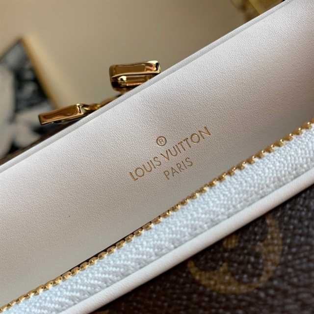 l0*is V*t0n lv x nba nil messenger bag monogram canvas m45584