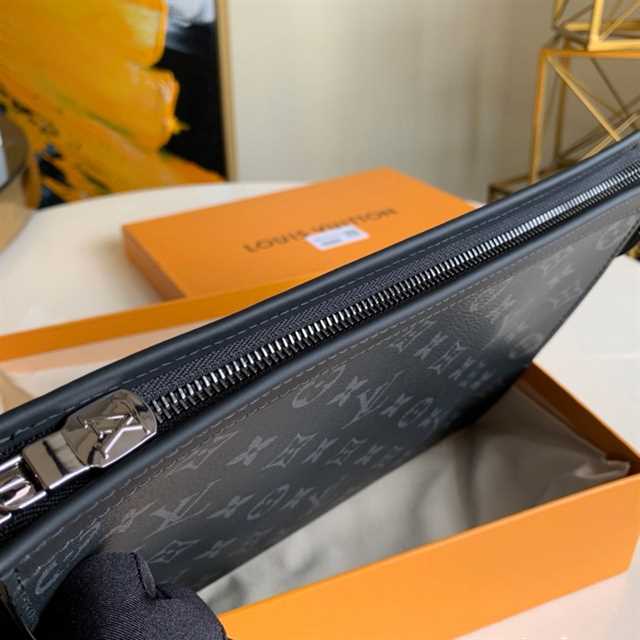 l0*is V*t0n pochette voyage mm monogram eclipse m61692