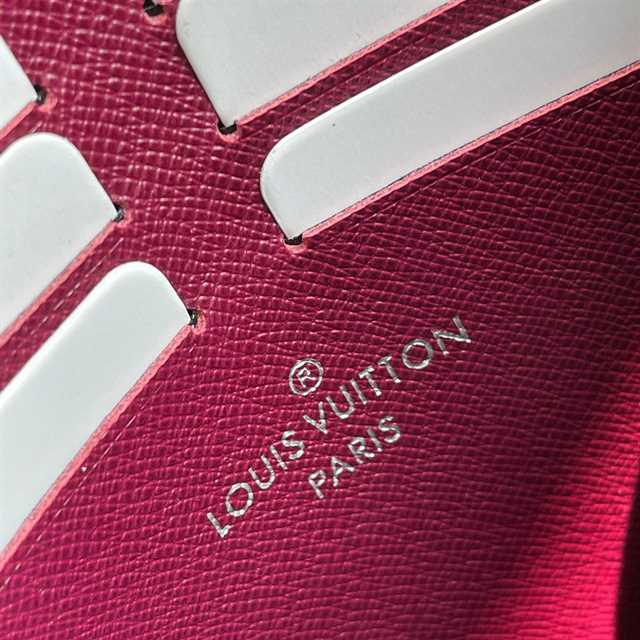 l0*is V*t0n pochette voyage mm taiga leather m30718