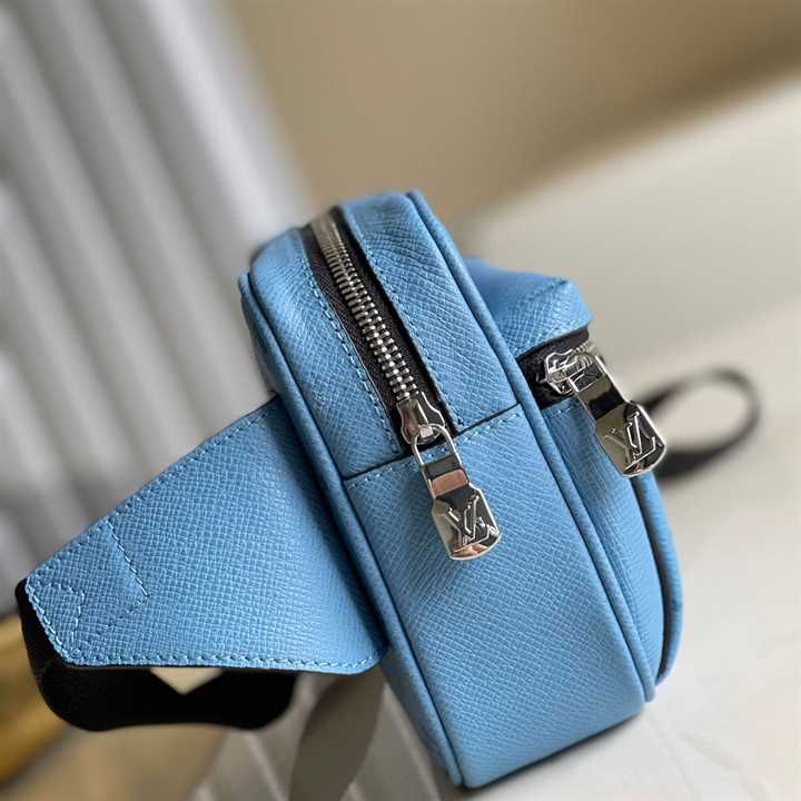 OUTDOOR BUMBAG TAIGARAMA DENIM BLUE M30748