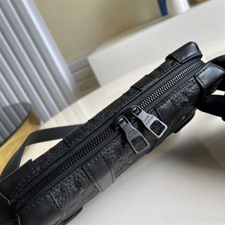 l0*is V*t0n soft trunk wallet taurillon monogram leather m80224