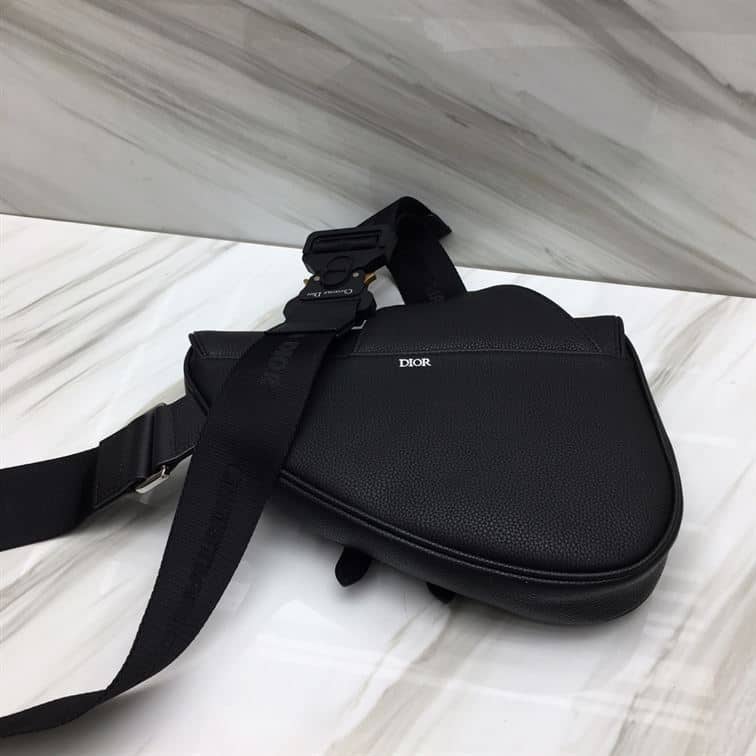 SADDLE BAG BLACK GRAINED CALFSKIN