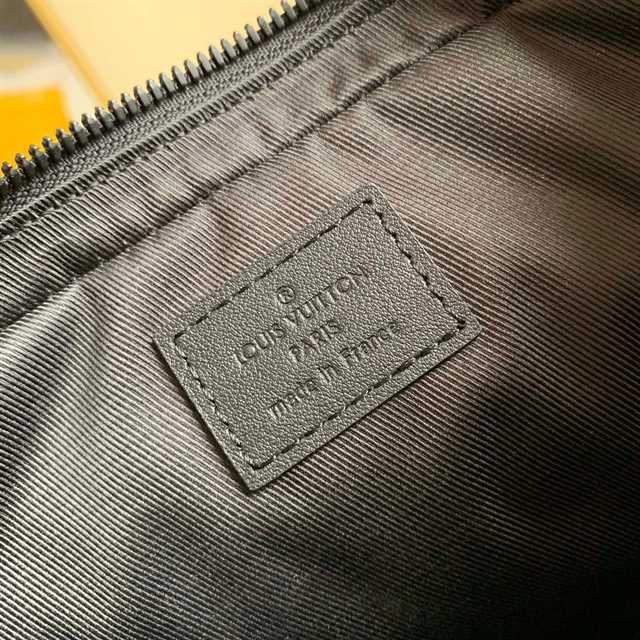 l0*is V*t0n duo messenger g5 m69827