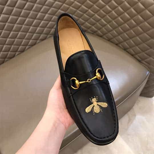 G*u*i leather loafer with bee - ldg009
