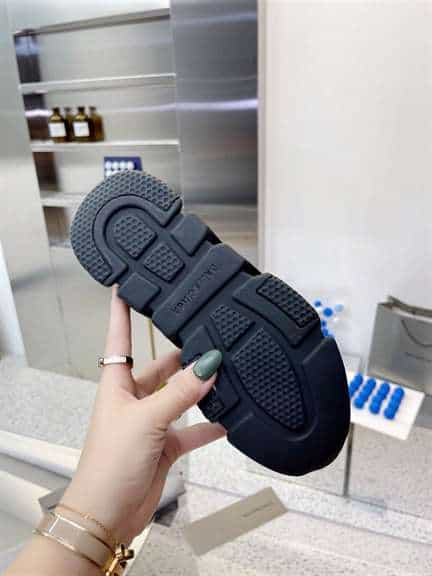 Ba*len*cia*ga men's speed 2.0 sneaker - bb137