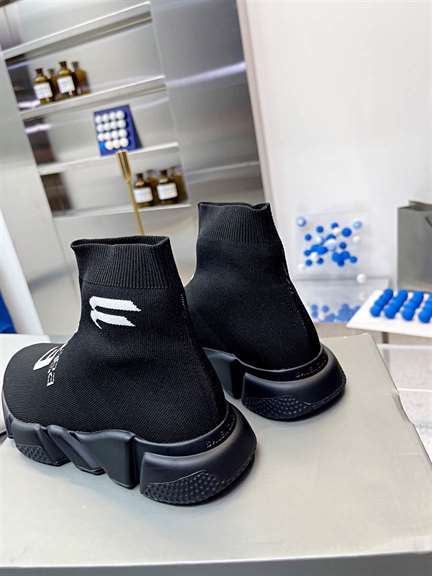 Ba*len*cia*ga men's speed 2.0 sneaker - bb137