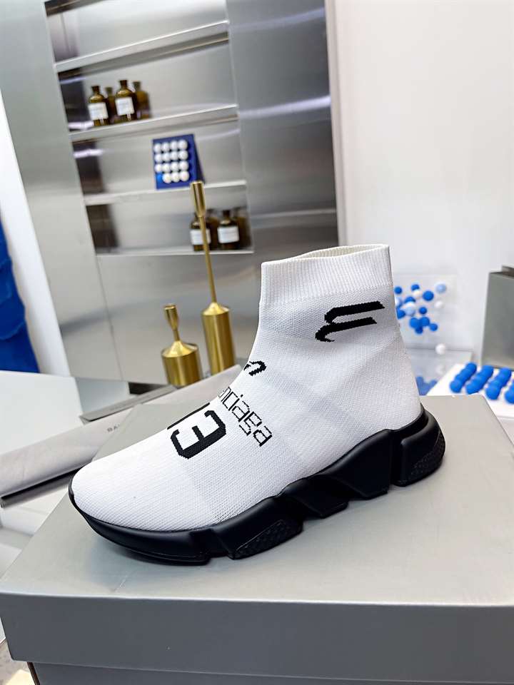 Ba*len*cia*ga men's speed 2.0 sneaker - bb138