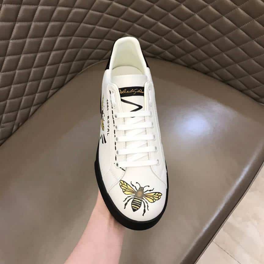 DOLCE AND GABBANA PORTOFINO WASP PRINT SNEAKERS IN WHITE - DG104