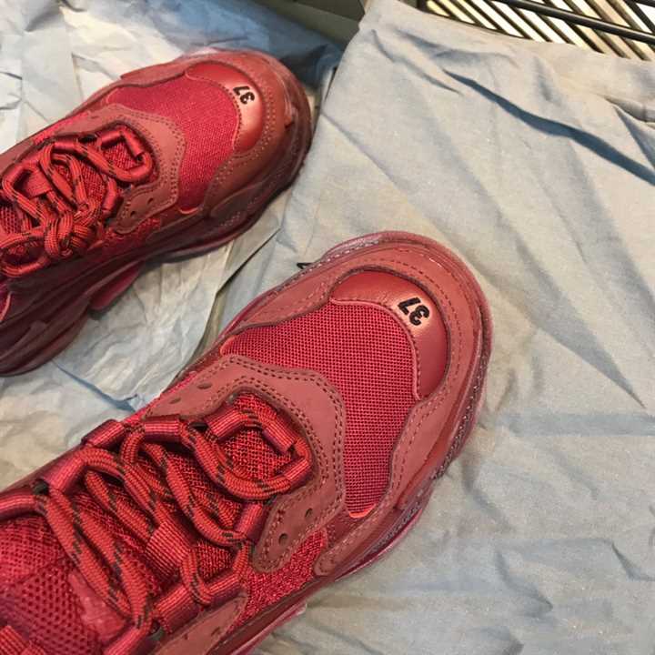 Ba*len*cia*ga triple s clear sole sneaker in red - bb171