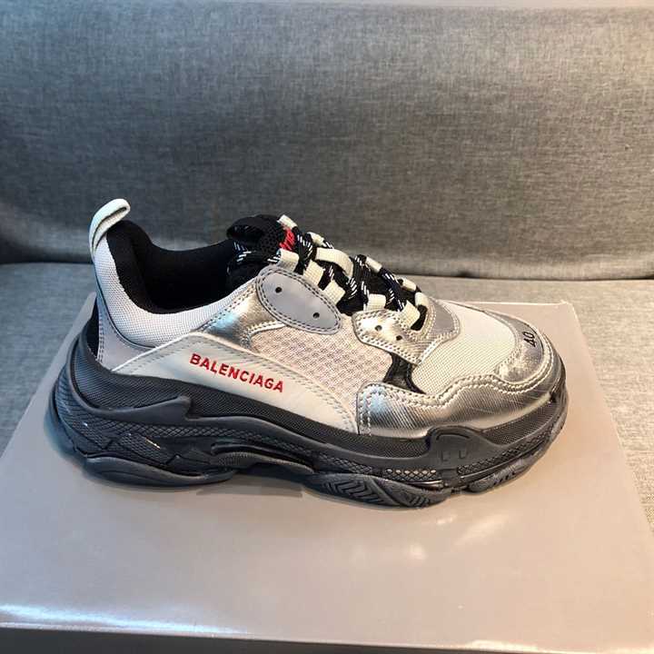 Ba*len*cia*ga triple s white & black sole sneakers - bb170