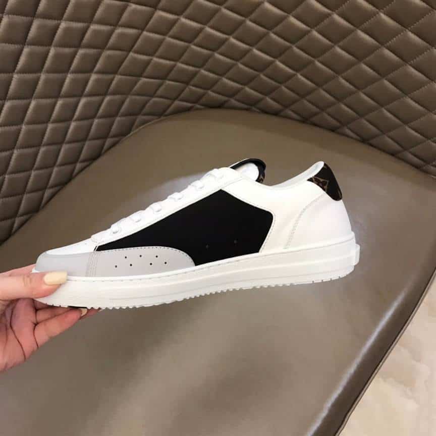 l0*is V*t0n limited edition charlie low-top sneakers - lsvt278