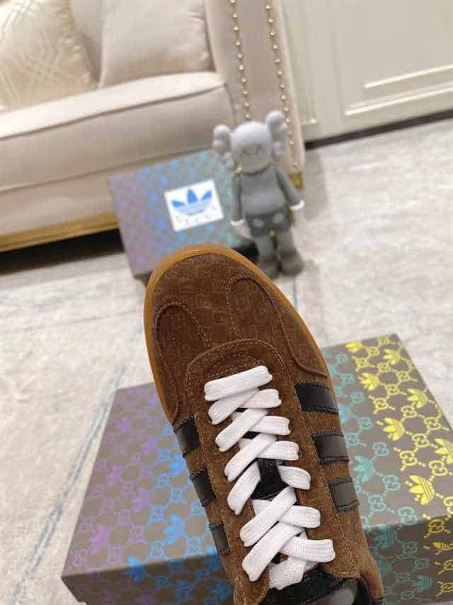 G*u*i gazelle sneaker - gc105