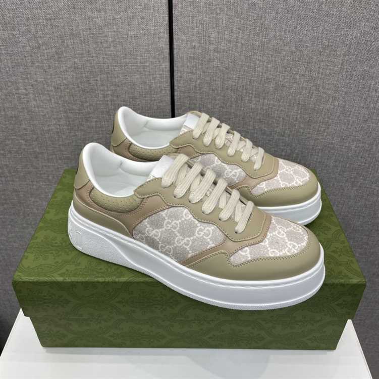 G*u*i men's gg sneaker - gc102
